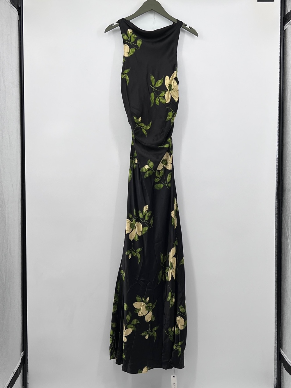 Reformation Anaiis Silk Dress-MOOD FOR
LOVE size 6 NWT BLACK SILK DRESS